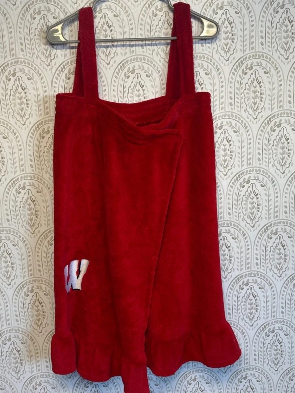 Red Women's Plush Shoulder Bag with Embroidered 'W' Accent